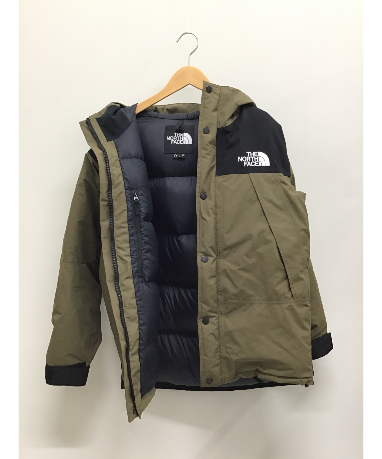 THE NORTH FACE (ザノースフェイス) Mountain Down Jacket ビーチグリーン サイズ:L ND91837