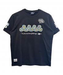 muta MARINE (ムータマリン) NAMIKO(NIBOSHI&) (ナミコ(ニボシアンド)) Fishing Tシャツ ブラック サイズ:SIZE　L