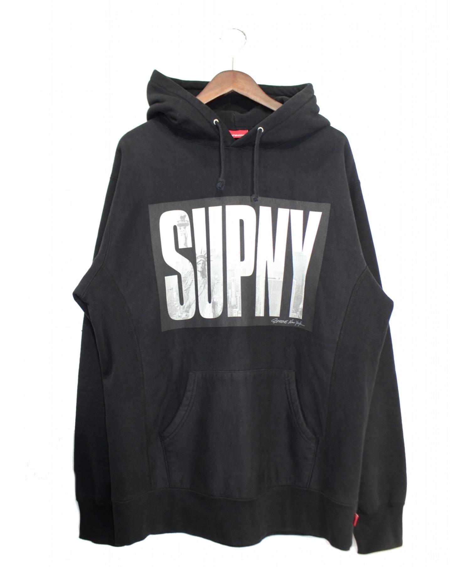 SUPREME (シュプリーム) SUPNY Logo Pullover Hoodie ブラック サイズ:XL