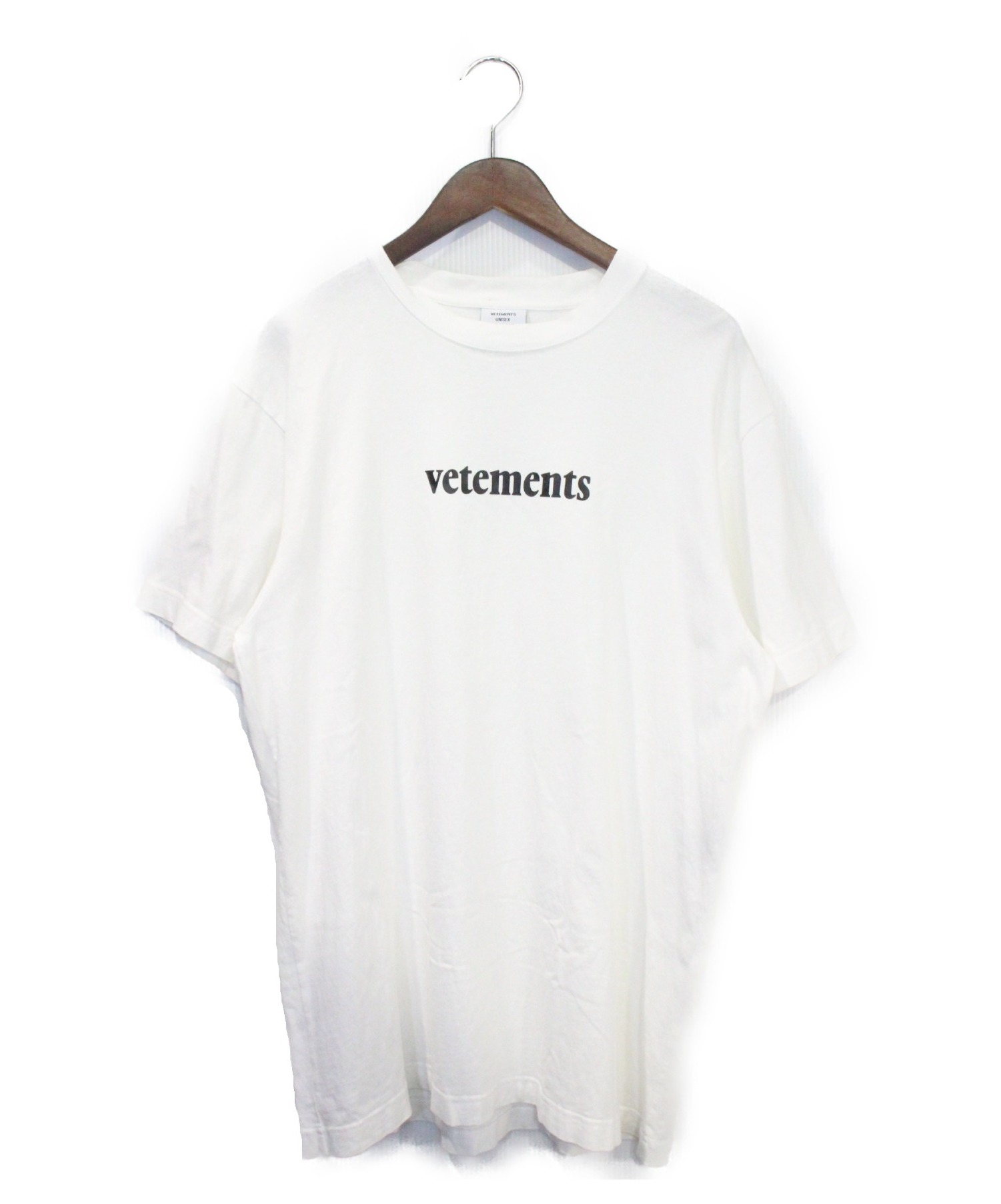 【中古・古着通販】VETEMENTS (ヴェトモン) 20SS LOGO Postage T Shirt ホワイト サイズ:XS｜ブランド・古着通販 トレファク公式【TREFAC FASHION】