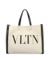 VALENTINO（ヴァレンティノ）の古着「VLTN キャンバストートバッグ」｜クリーム