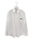 MIU MIUミュウミュウ）の古着「ロゴパッチシャツ」｜ホワイト