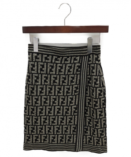 FENDI（フェンディ）FENDI (フェンディ) ニットスカート グレー サイズ:36 ズッカ柄の古着・服飾アイテム