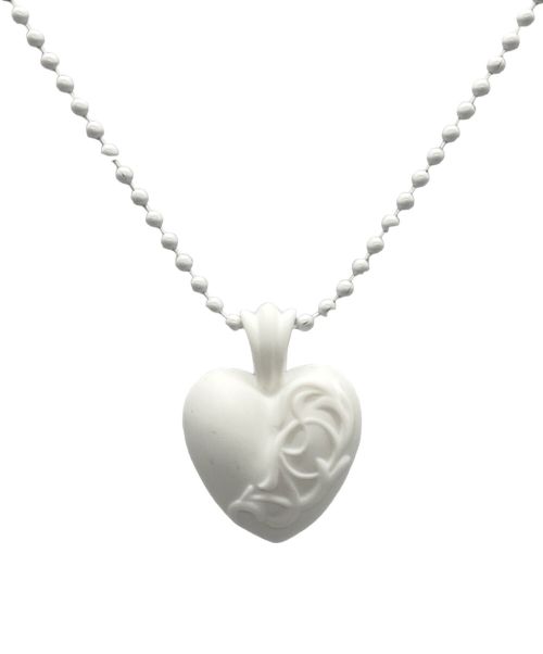 CHROME HEARTS（クロムハーツ）CHROME HEARTS (クロムハーツ) ハートモチーフネックレス ホワイトの古着・服飾アイテム