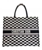 Christian Diorクリスチャン ディオール）の古着「ブックトート ラージ」｜ブラック×ホワイト
