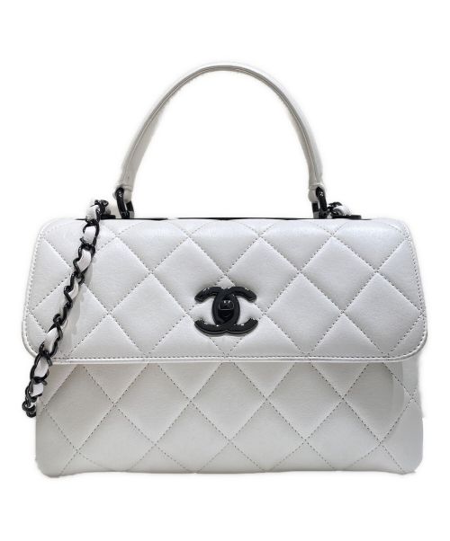 CHANEL（シャネル）CHANEL (シャネル) Trendy CC Top Handle Shoulder Bag ホワイト サイズ:-の古着・服飾アイテム