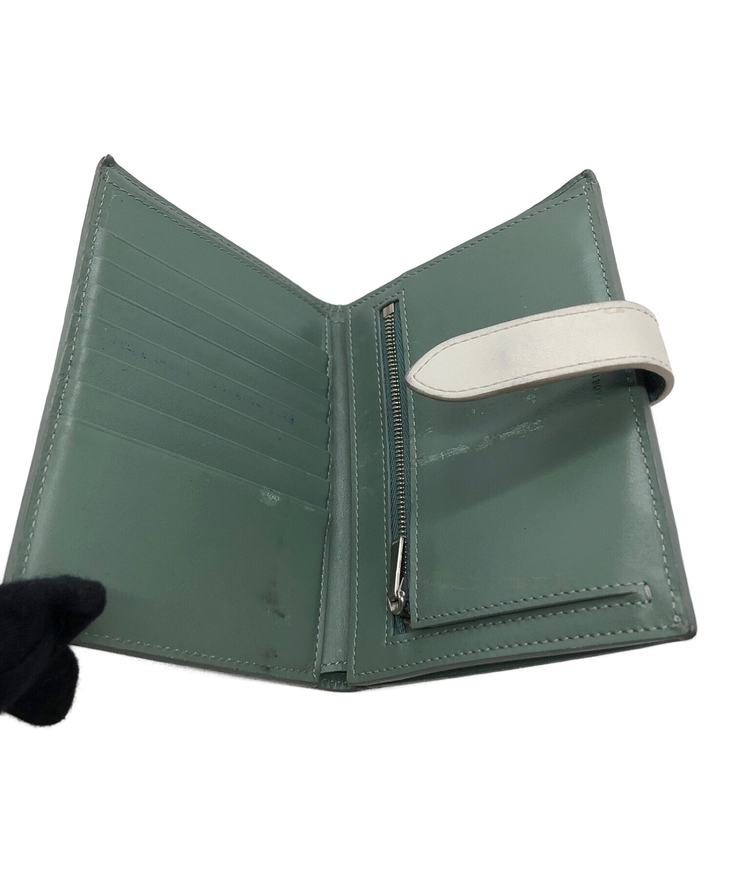 CELINE 二つ折り財布 ミントグリーン 美品】CELINE ミントグリーン オールジップ 二つ折り財布 CELINE