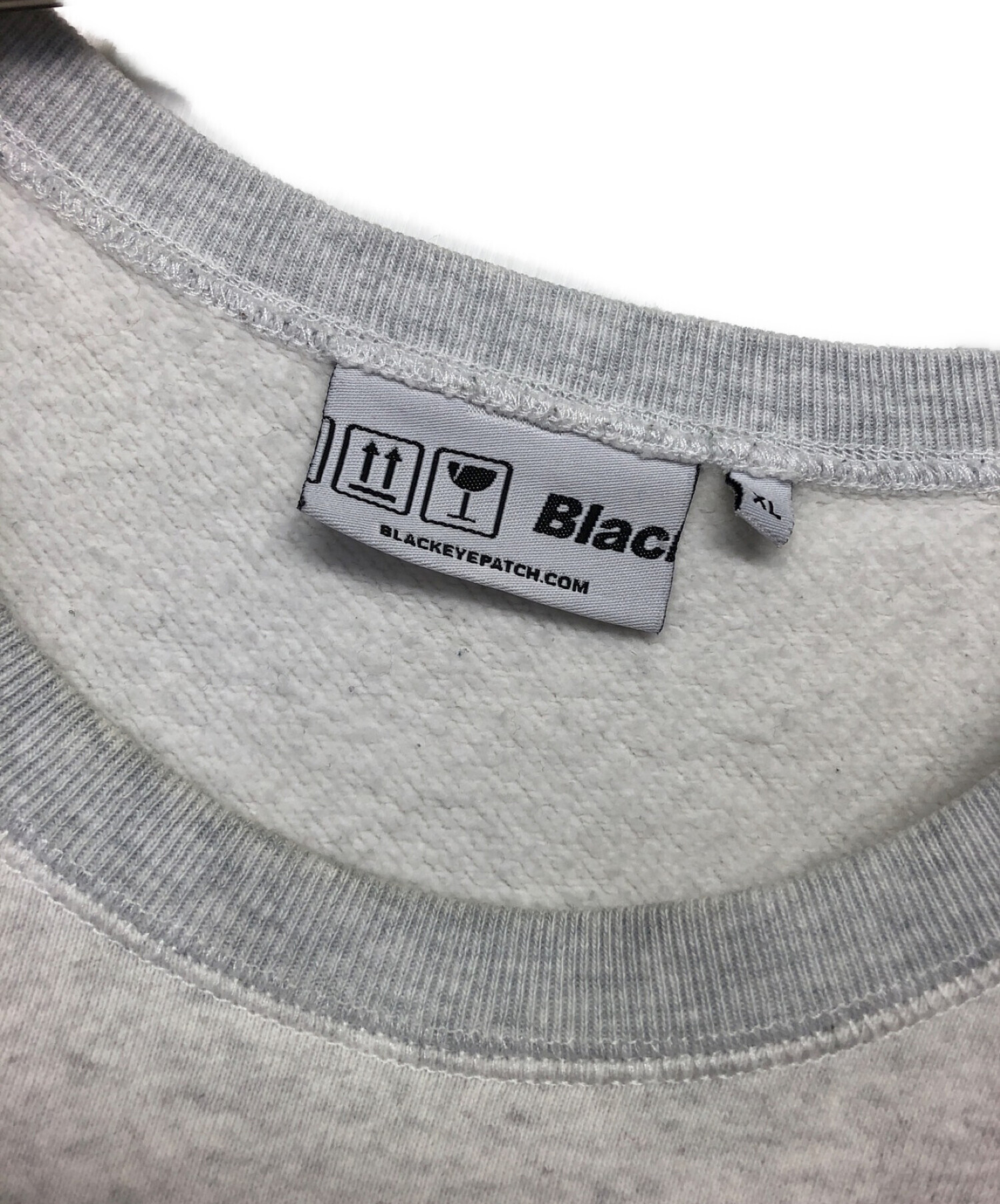 中古・古着通販】BlackEyePatch (ブラックアイパッチ) 刺繍スウェット