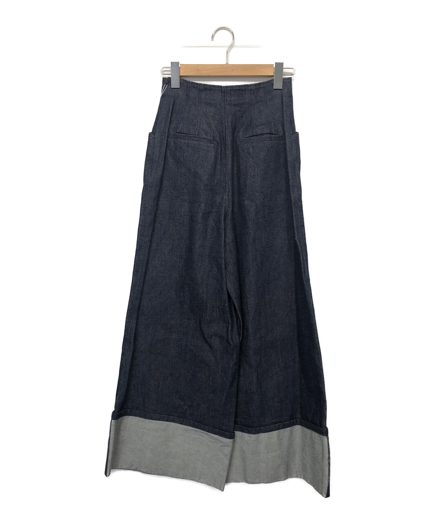 中古・古着通販】LANVIN en Bleu (ランバンオンブルー) ロール 中古・古着通販】LANVIN en Bleu (ランバンオンブルー) ロール