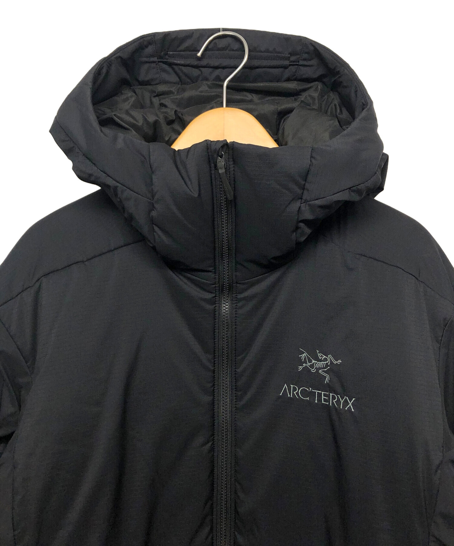 中古・古着通販】ARC'TERYX (アークテリクス) ATOM AR HOODY ブラック