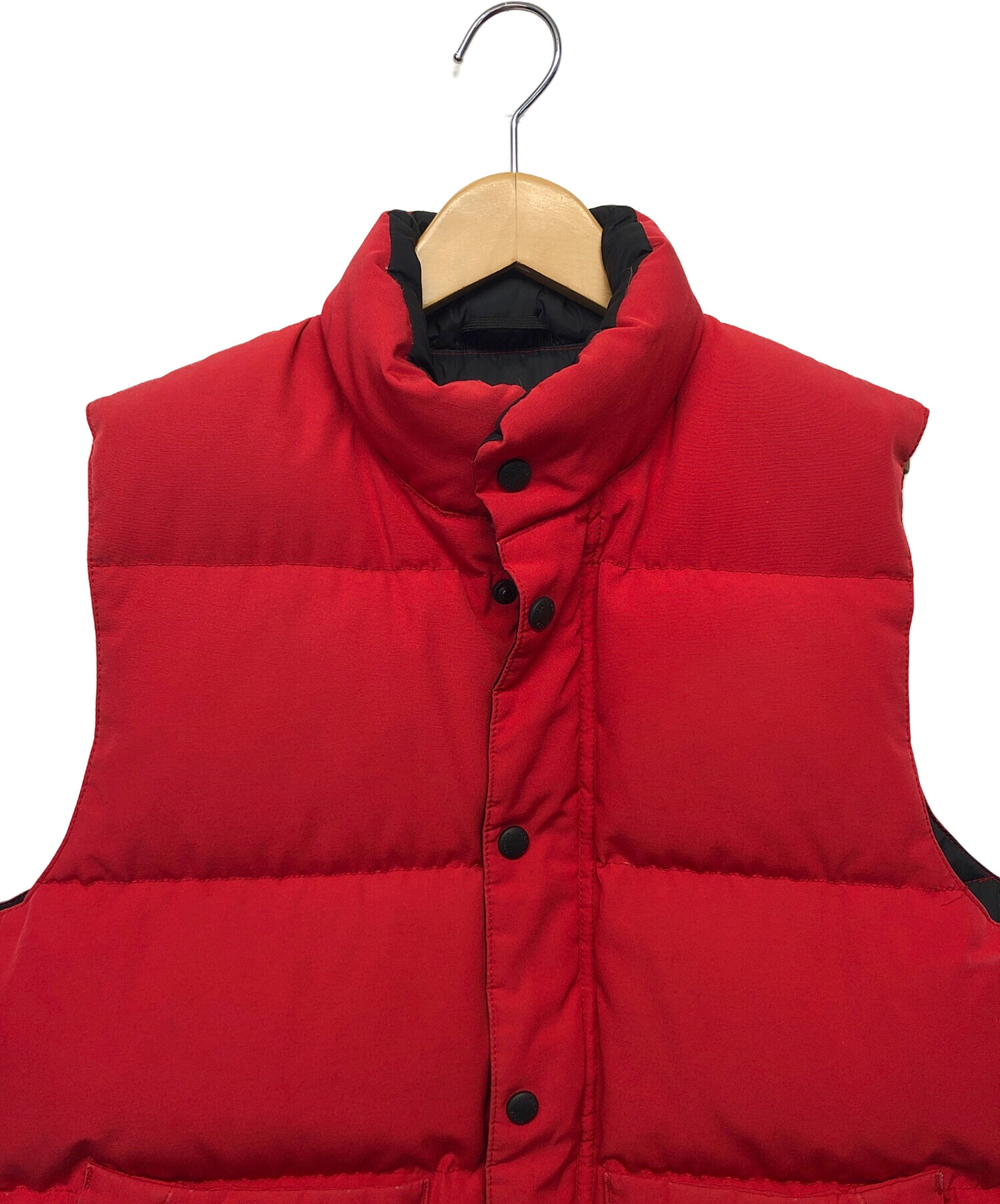 中古・古着通販】CANADA GOOSE (カナダグース) ダウンベスト レッド