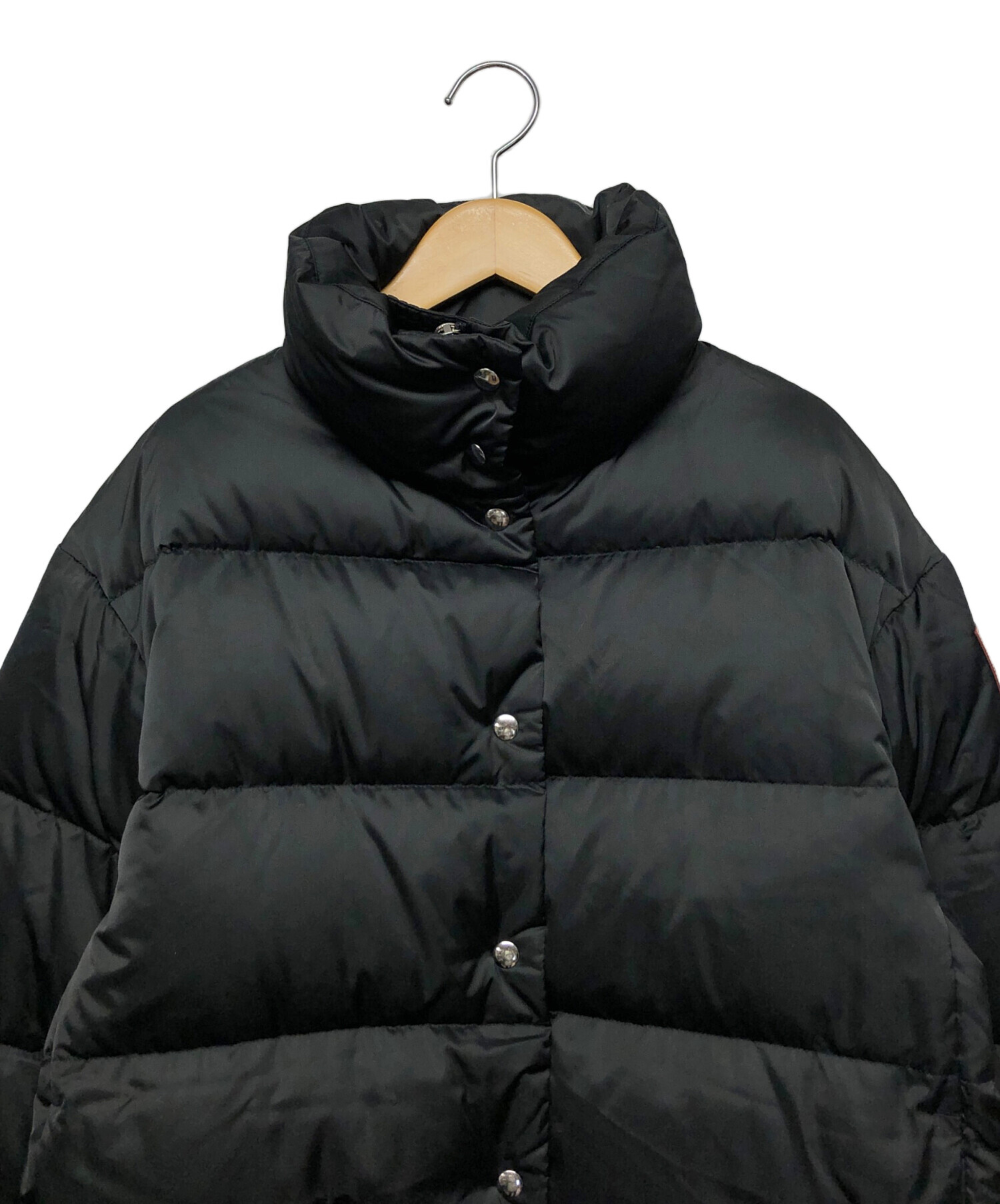 TORY BURCH トリーバーチ プリント ダウンジャケット 新品 限定品 TORY BURCH トリーバーチ プリント ダウンジャケット 新品 限定品