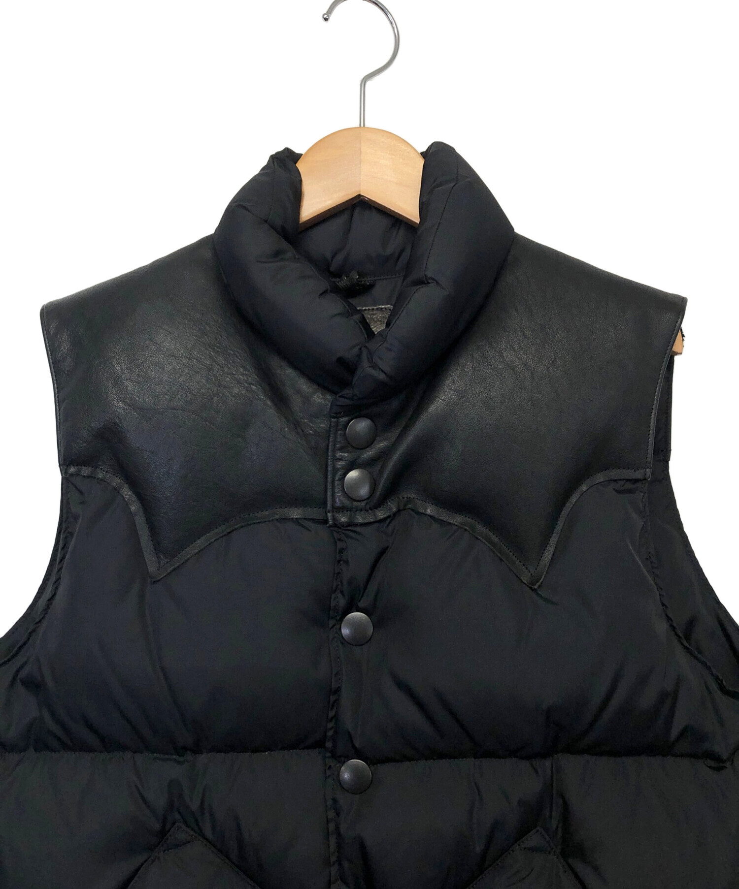 中古・古着通販】JACKSON WYOMING (ジャクソン) ダウンベスト ブラック