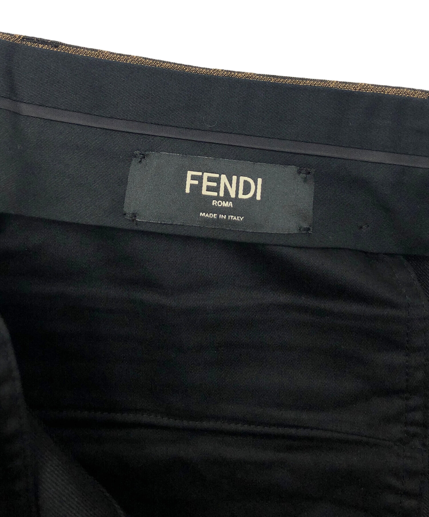 中古・古着通販】FENDI (フェンディ) ズッカ ショートパンツ ブラック