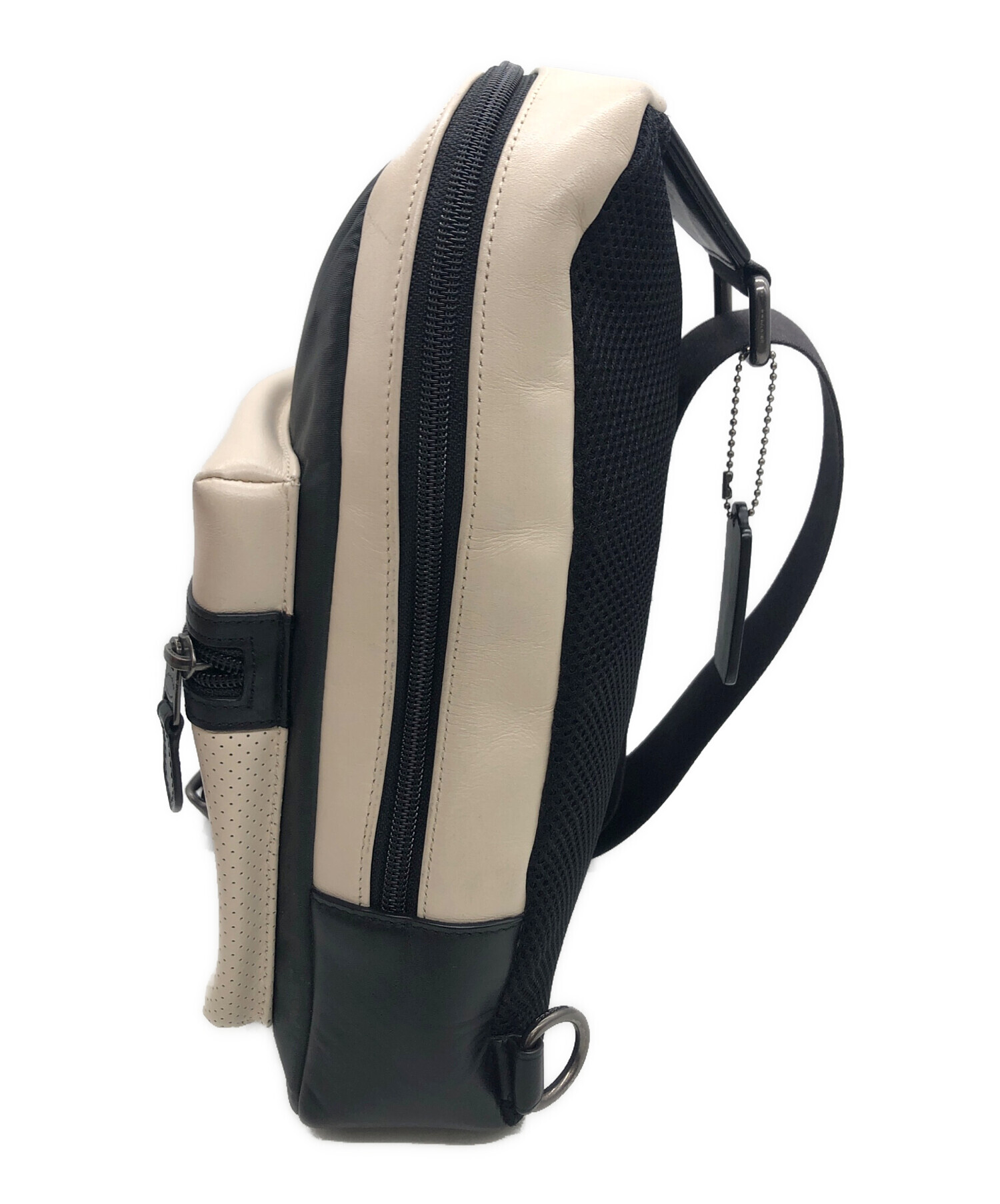 中古・古着通販】COACH (コーチ) ボディーバッグ ブラック×ベージュ 