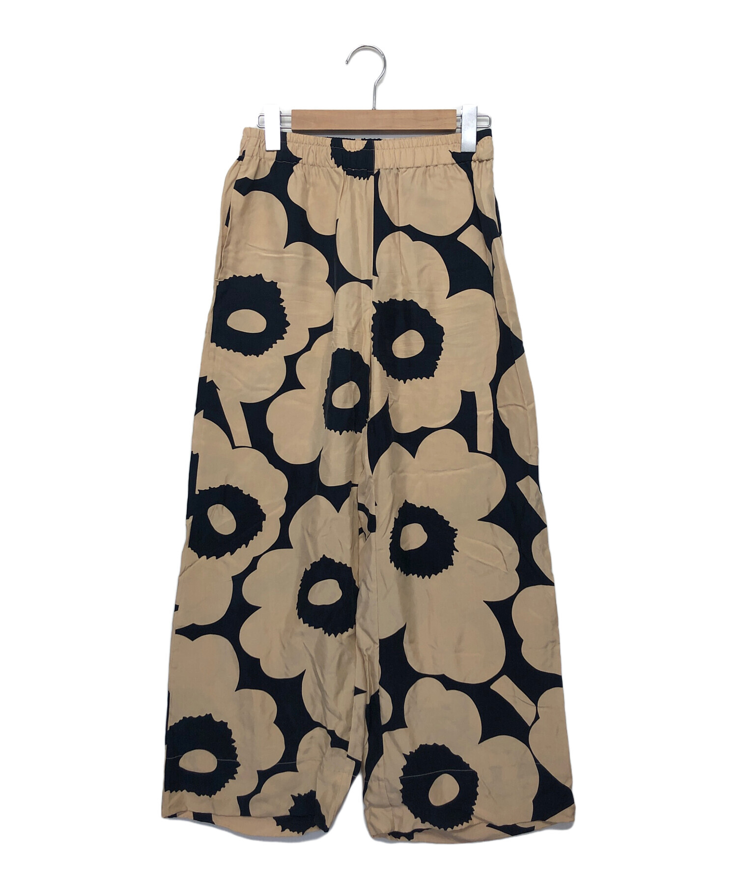 良品 marimekko マリメッコ 60th ウニッコ ラインプリント ハイネック カットソー XL ライトベージュ レディース 古着 中古 USED marimekko（マリメッコ） 美品 60th ウニッコ ウール クルーネック