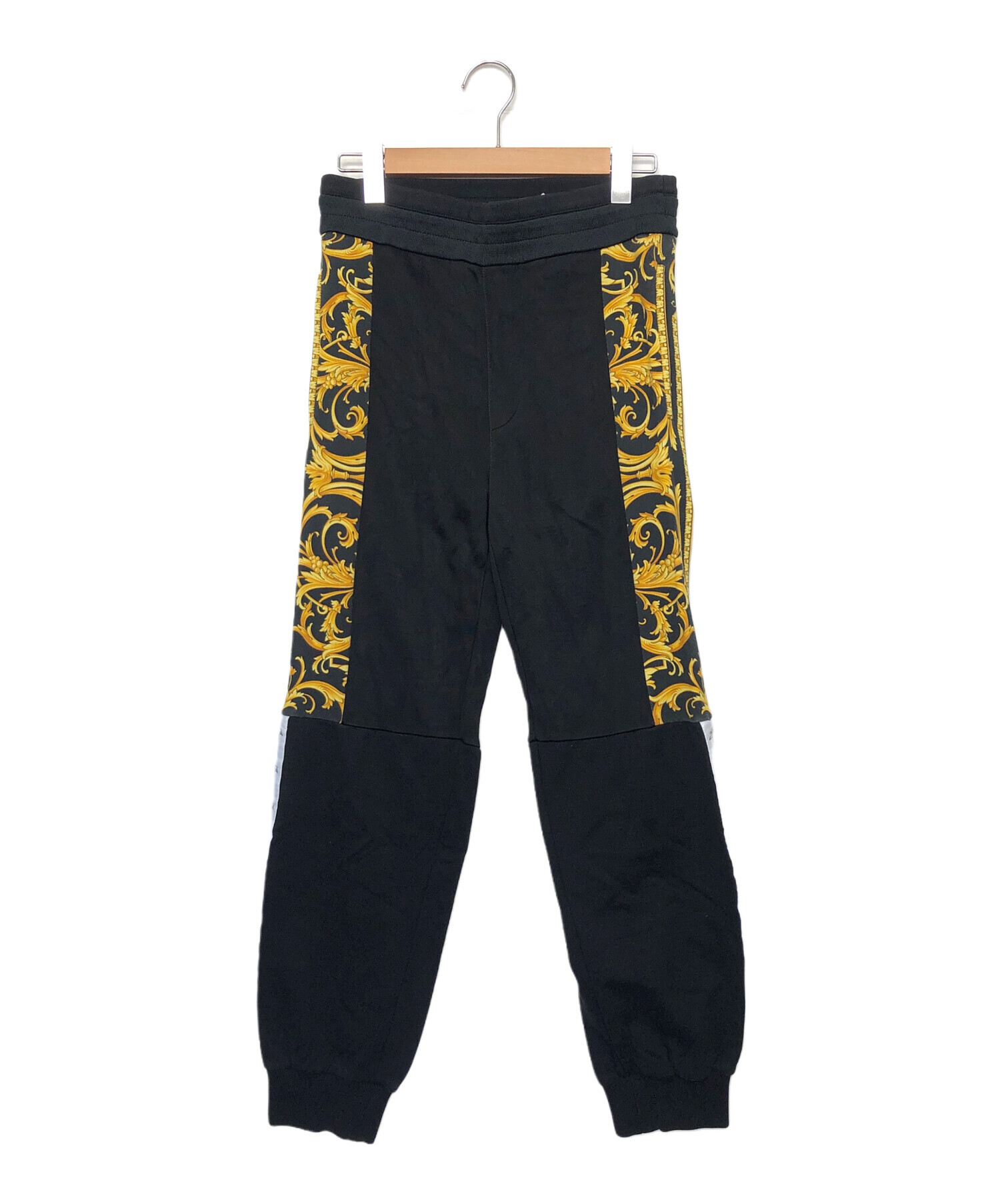 ヴェルサーチ バロックプリント パンツ A84825 46 （100）a ヴェルサーチ バロックプリント パンツ A84825 46 （100）a