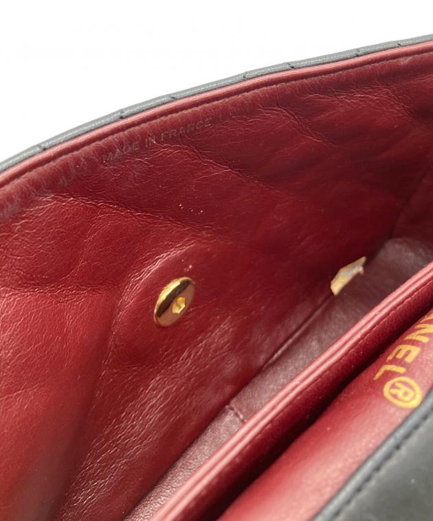 VINTAGE CHANEL 大判シルクスカーフ マトラッセ フラップバッグ VINTAGE CHANEL 大判シルクスカーフ マトラッセ フラップバッグ 赤