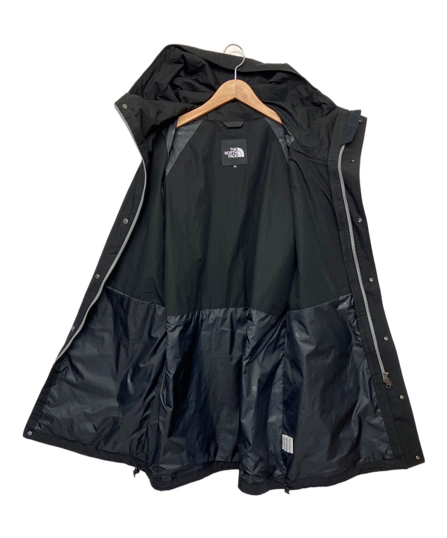 新品未使用品　ノースフェイス　THE NORTH FACE マウンテンパーカー THE NORTH FACE マウンテンパーカー ウインドブレーカー 国内未