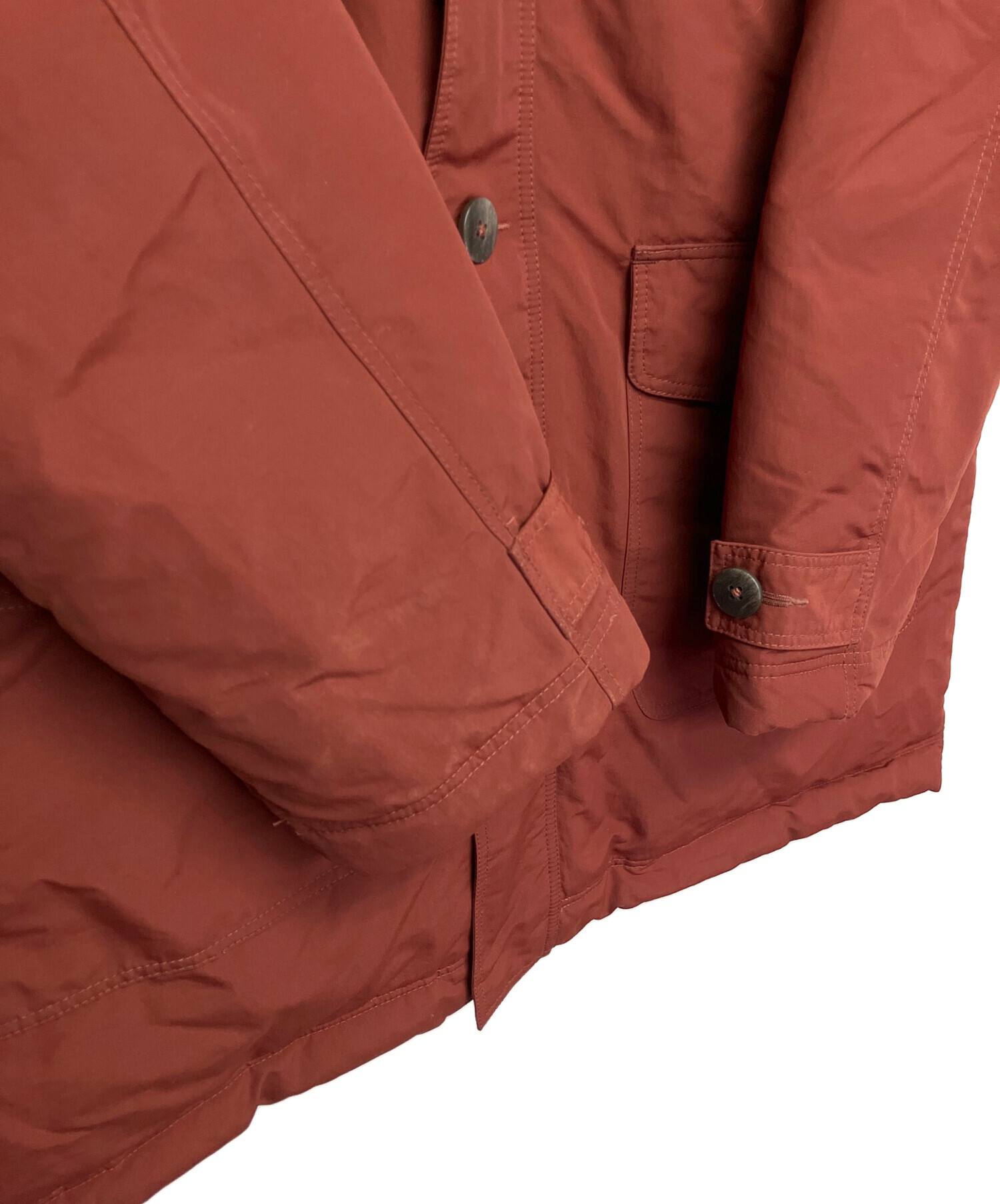 【美品】モンベル ハスキーコート ダウン メンズM レッド mont-bell（モンベル） 未使用 ハスキーコート ダウンコート 1101569