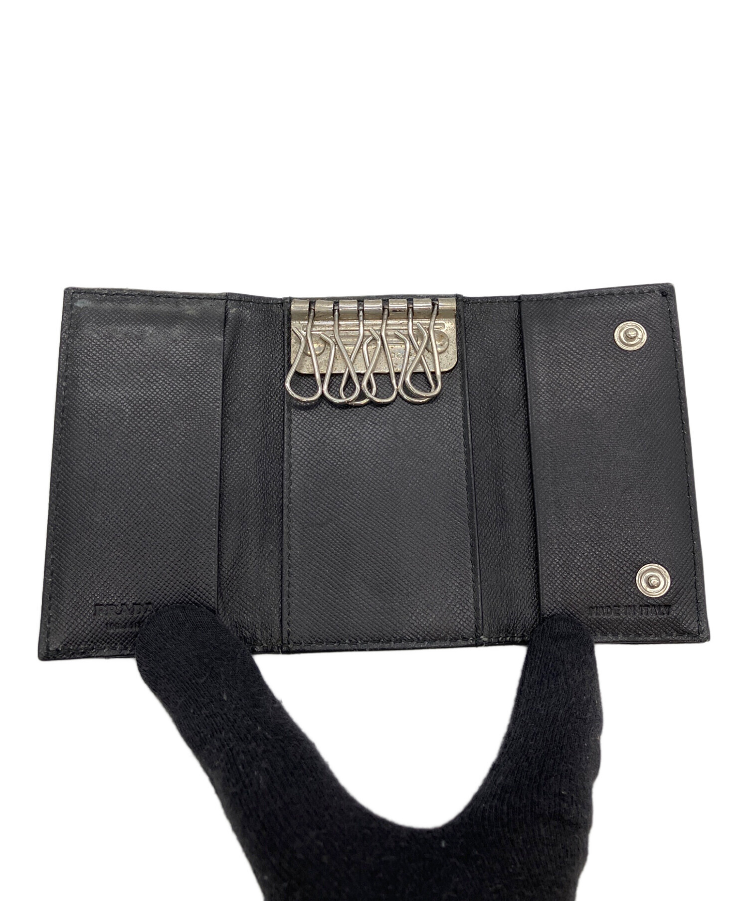 【未使用】PRADAプラダキーケース 中古・古着通販】PRADA (プラダ) キーケース ブラック｜ブランド・古着