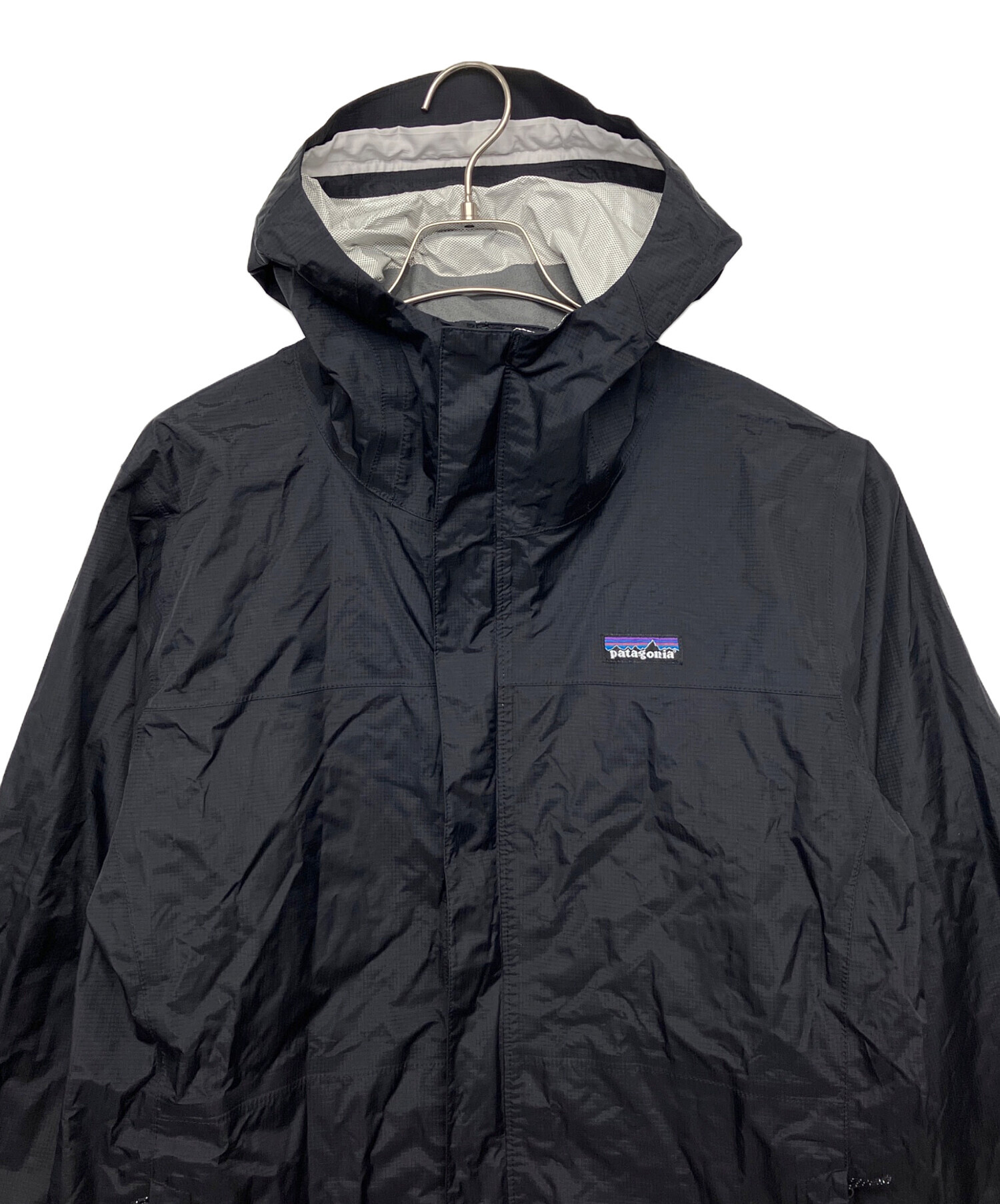 patagonia マウンテンパーカー 黒 中古・古着通販】Patagonia (パタゴニア) マウンテンパーカー ブラック