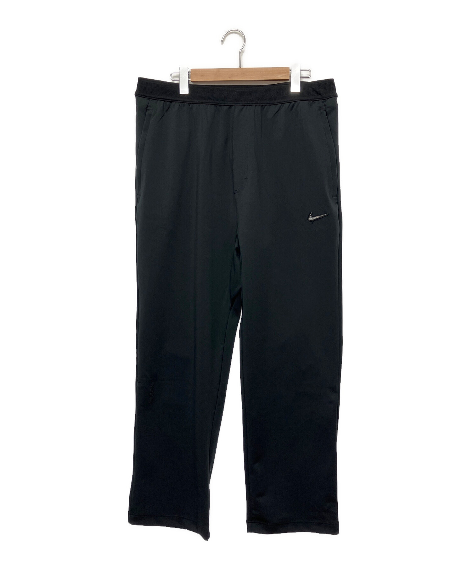 NIKE ナイキ ナイロンパンツ トラックパンツ 黒 XLサイズ 中古・古着通販】NIKE (ナイキ) トラックパンツ ブラック サイズ:XL