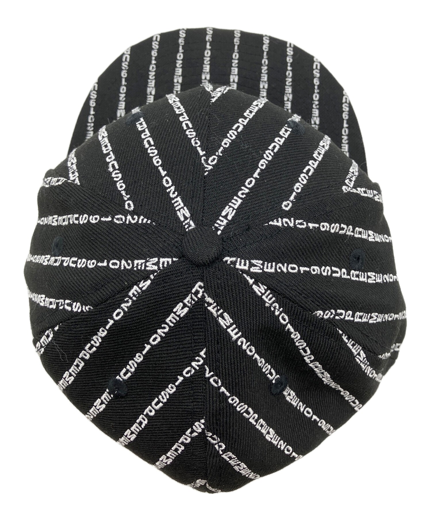 Supreme text stripe new era black 7 1/2 【公式通販】