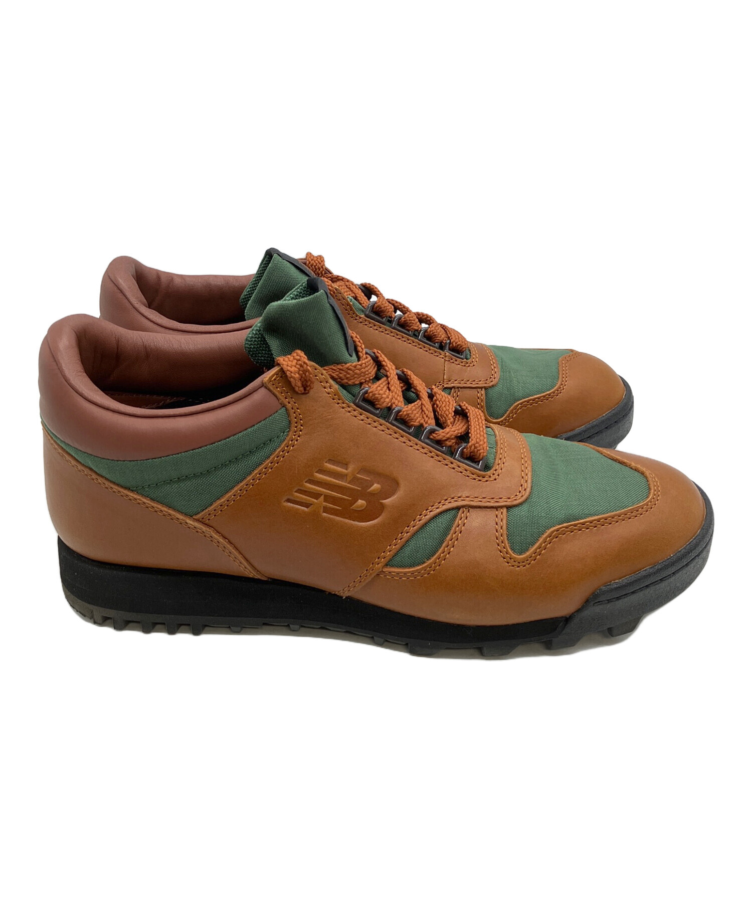 ニューバランスNew Balance スニーカー ブラウン/グリーン/レッド 中古・古着通販】NEW BALANCE (ニューバランス) RAINIER LOW UALGSBB