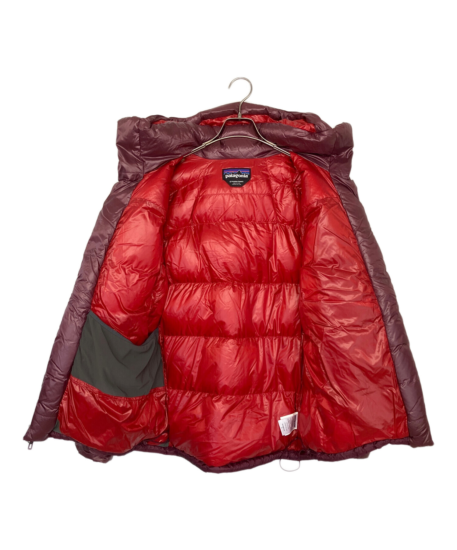 中古・古着通販】Patagonia (パタゴニア) ダウンジャケット レッド