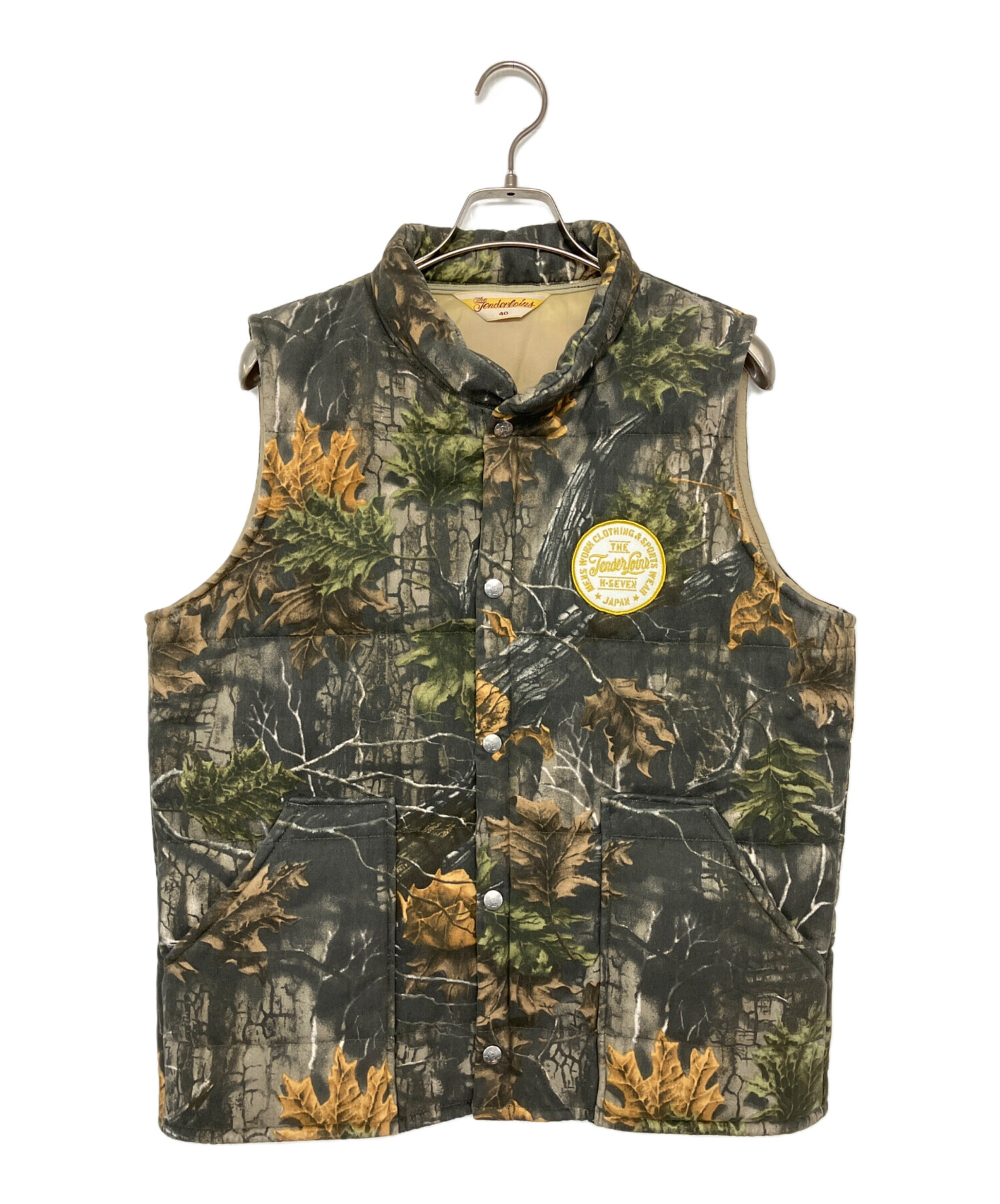 【アラレ3号】TENDERLOIN テンダーロイン　ベスト　中綿【40】 中古・古着通販】TENDERLOIN (テンダーロイン) リアルツリー柄 中綿