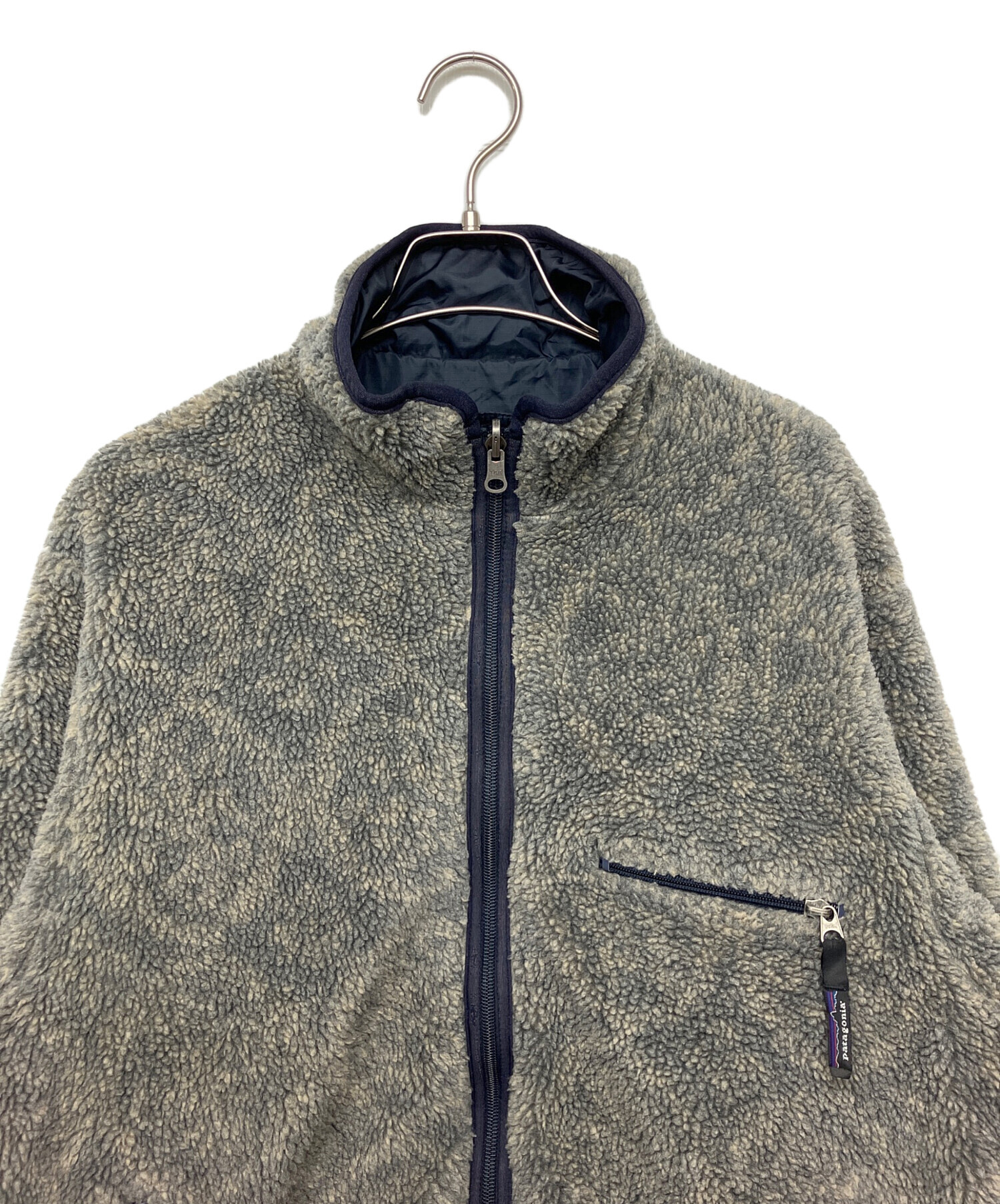 patagonia フリースジャケット グレー/ネイビー　リバーシブル patagonia（パタゴニア） フリース アウター リバーシブル レディ