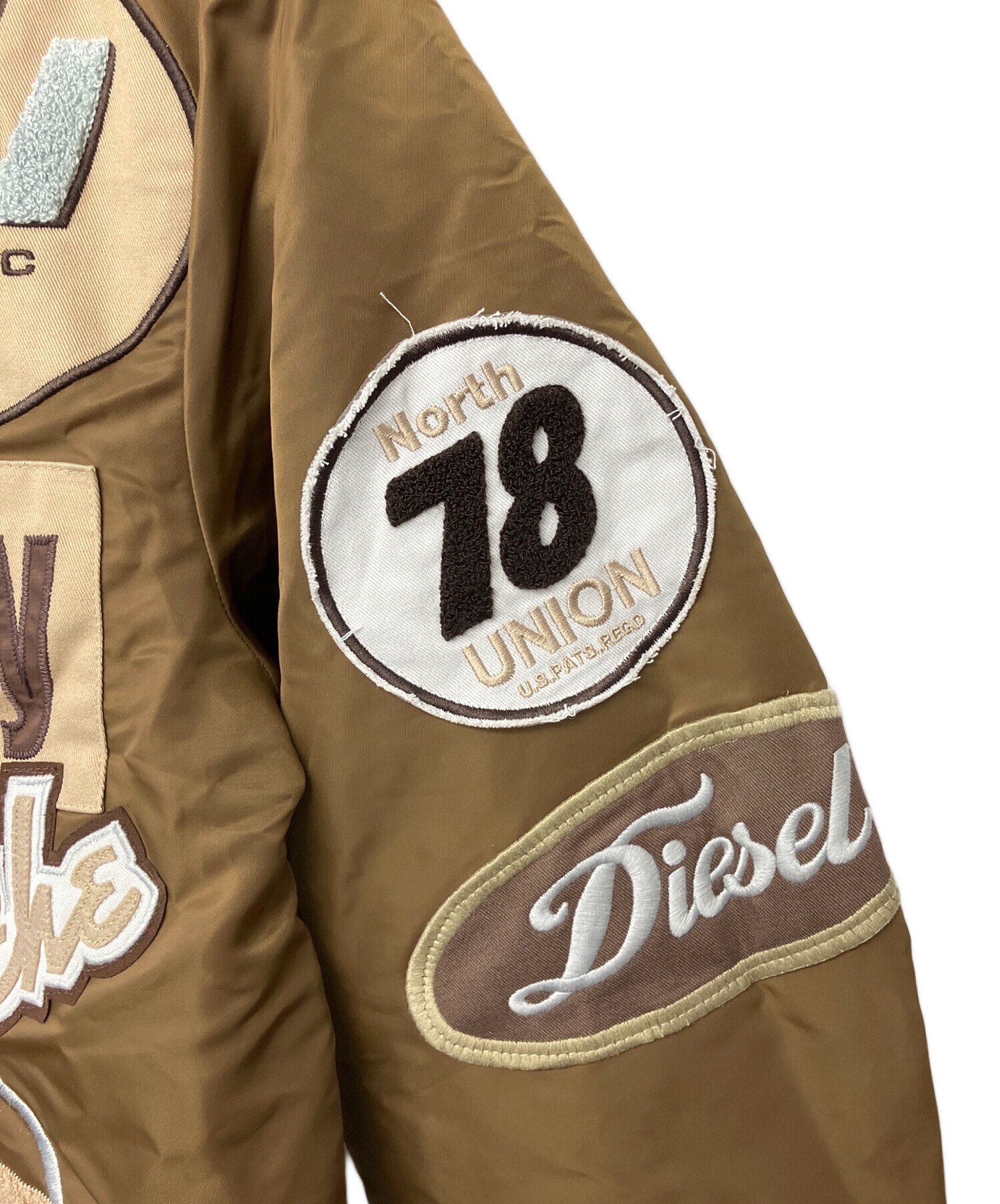 中古・古着通販】DIESEL (ディーゼル) スタジャン ブラウン サイズ:XL 中古・古着通販】DIESEL (ディーゼル) スタジャン ブラウン サイズ:XL