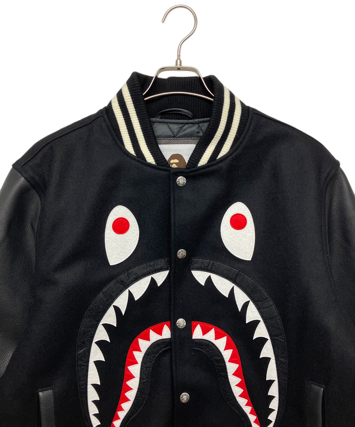 中古・古着通販】A BATHING APE (ア ベイシング エイプ) SHARK VARSITY