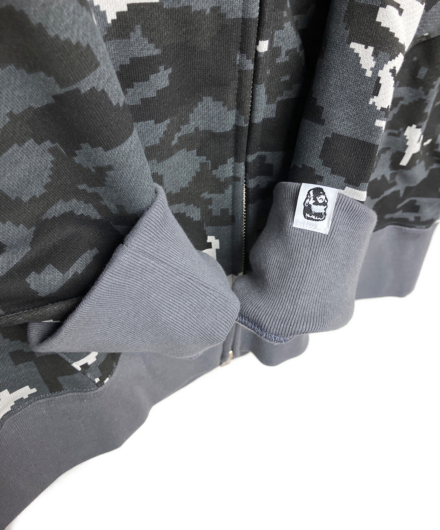 中古・古着通販】A BATHING APE (アベイシングエイプ) MULTI PIXEL