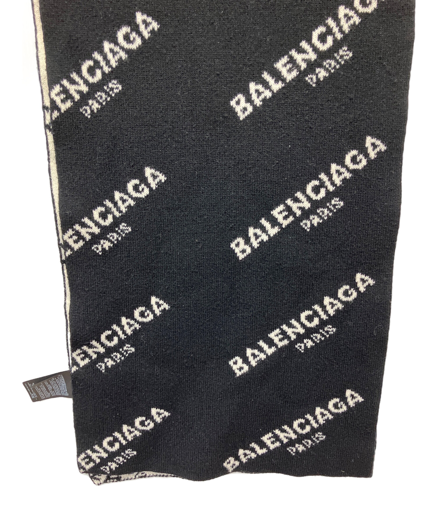 BALENCIAGA ロゴマフラー 中古・古着通販】BALENCIAGA (バレンシアガ) オールオーバーロゴ