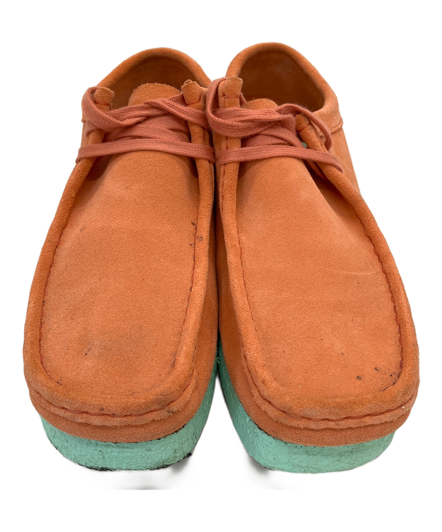 Clarks オレンジコーデュロイ　ワラビー 中古・古着通販】CLARKS (クラークス) ワラビーシューズ オレンジ