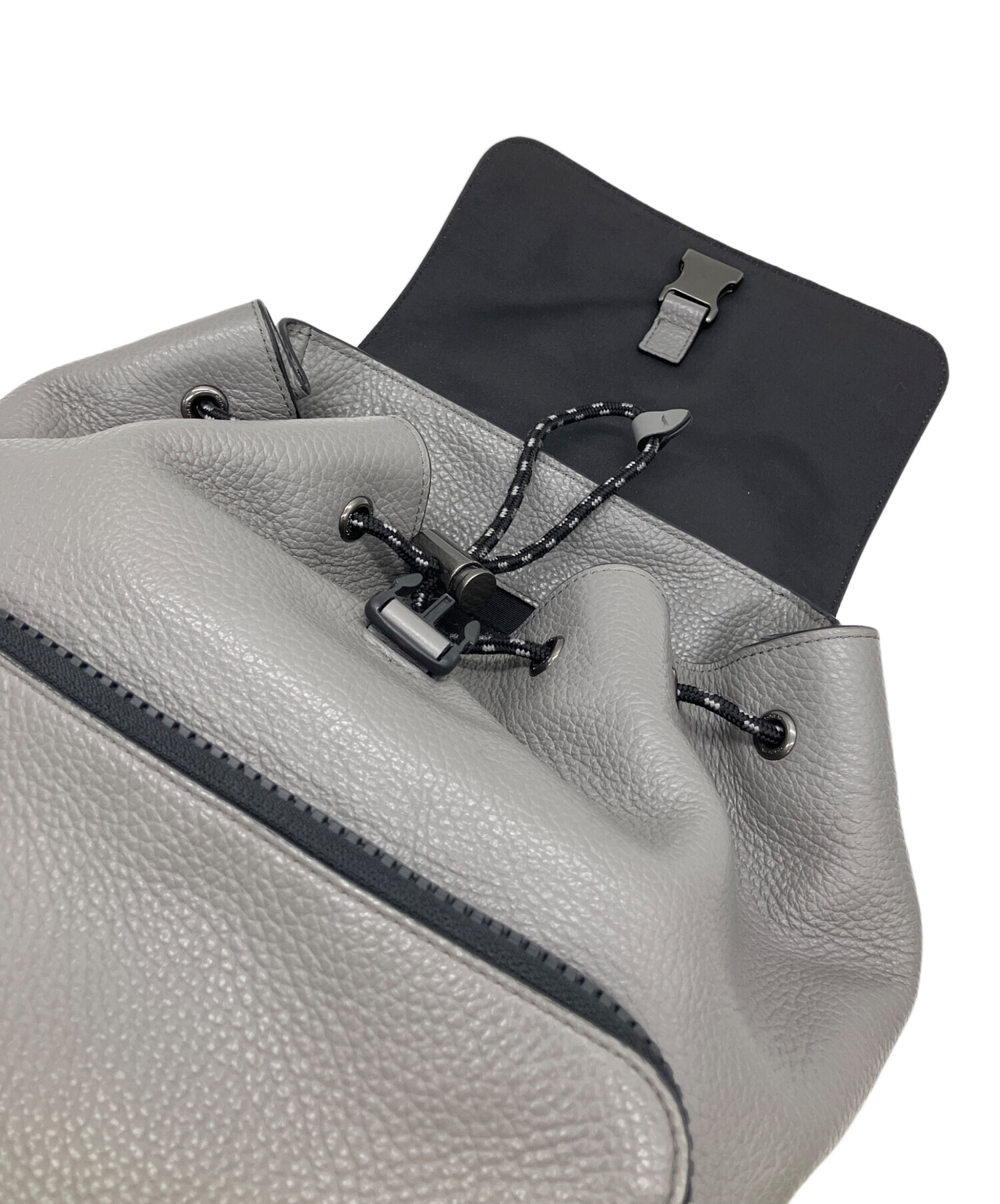 中古・古着通販】COACH (コーチ) J2092 レザーリュック グレー