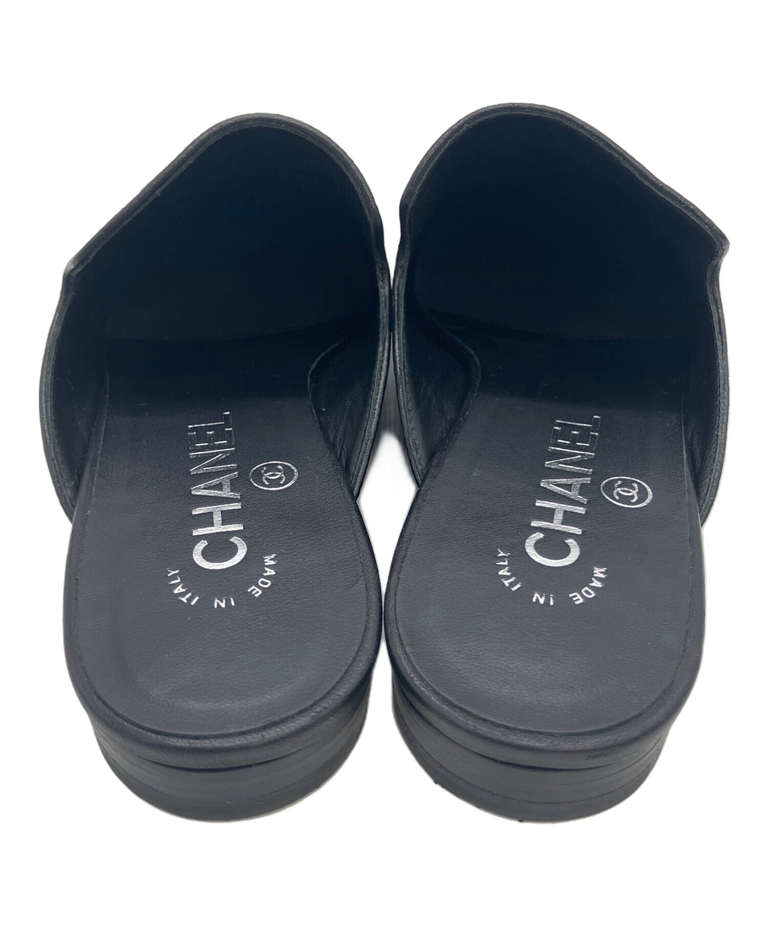 シャネルCHANEL CCマークミュール 中古・古着通販】CHANEL (シャネル) CCココマークチェーン付 ミュール