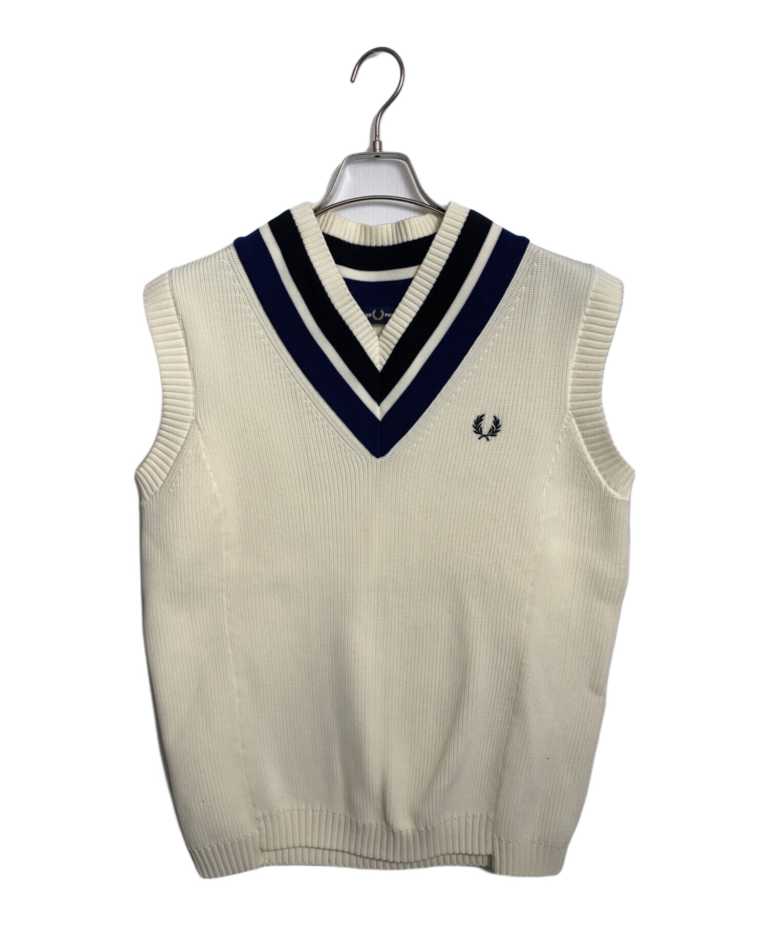 【美品】FRED PERRY フレッドペリー★ニットベスト ユニセックス 紺色 美品】FRED PERRY フレッドペリー☆ニットベスト ユニセックス