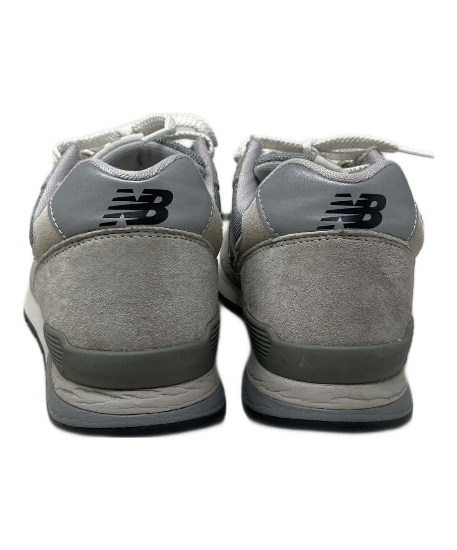 New Balance グレー スニーカー 中古・古着通販】NEW BALANCE (ニューバランス) ローカットスニーカー