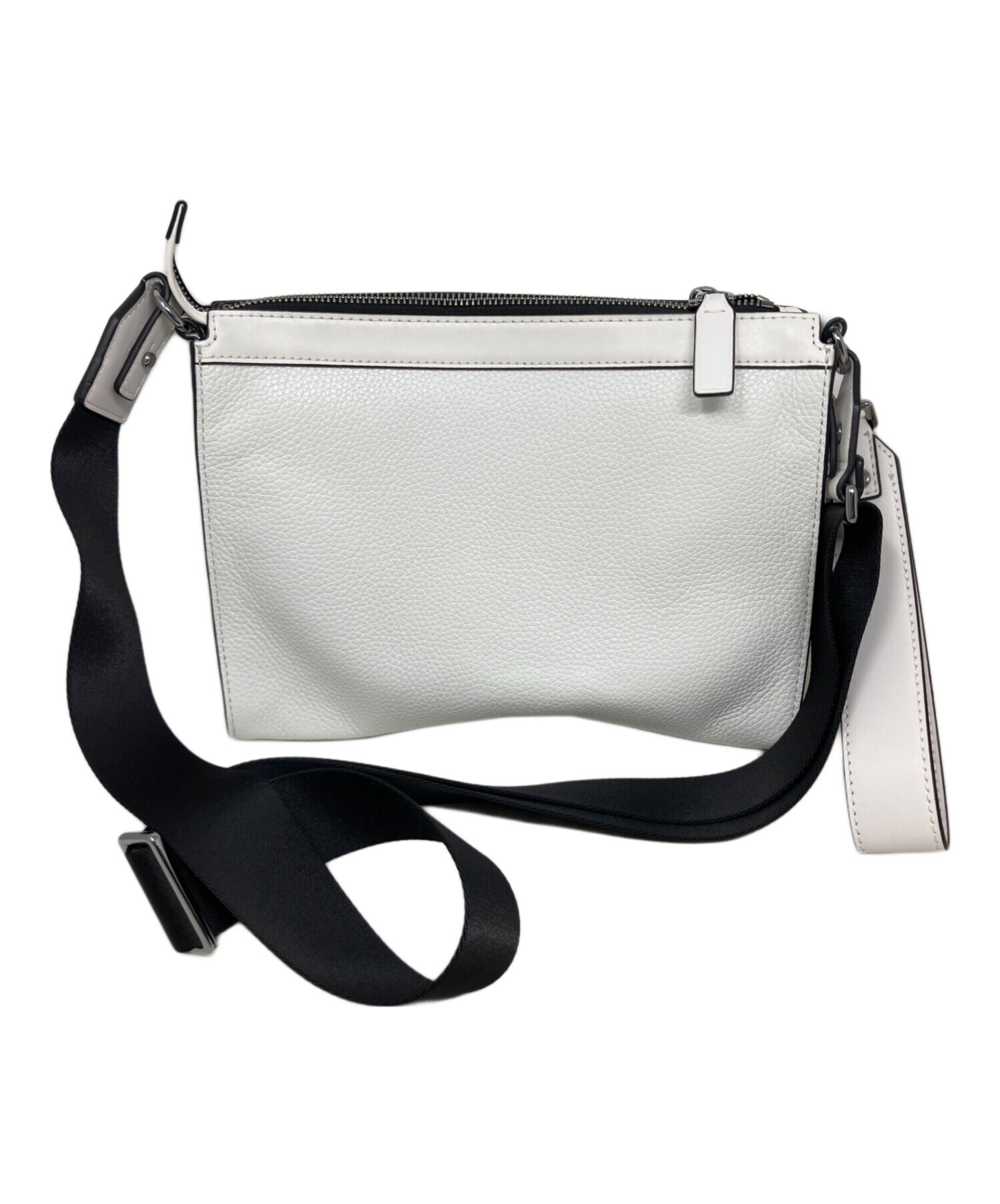MICHAEL MICHAEL KORS ショルダーバッグ  白 【古着】【中古】【送料無料】 中古・古着通販】MICHAEL KORS (マイケル・コース) ショルダーバッグ