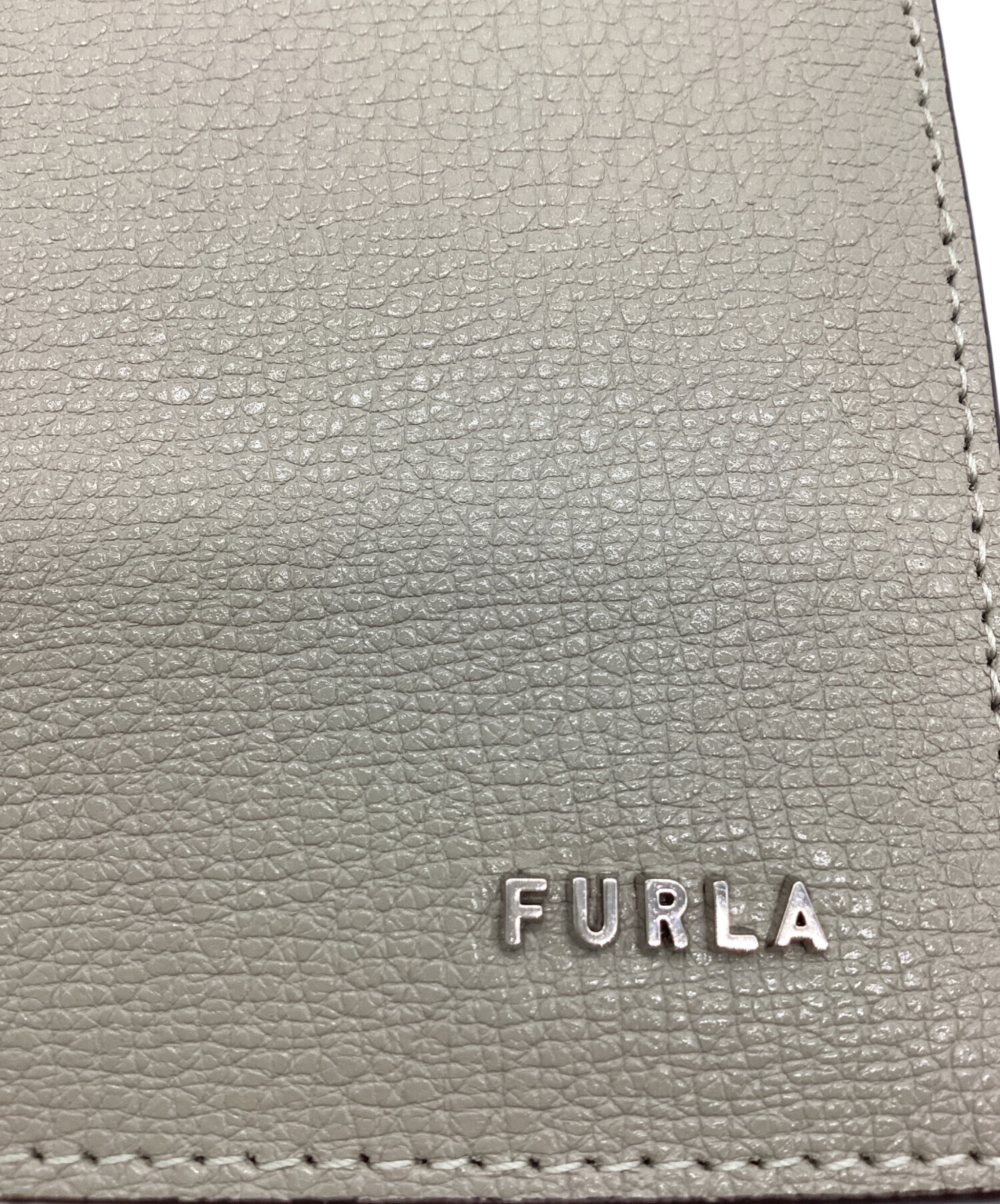 中古・古着通販】FURLA (フルラ) 2つ折り財布 ライトグレー｜ブランド