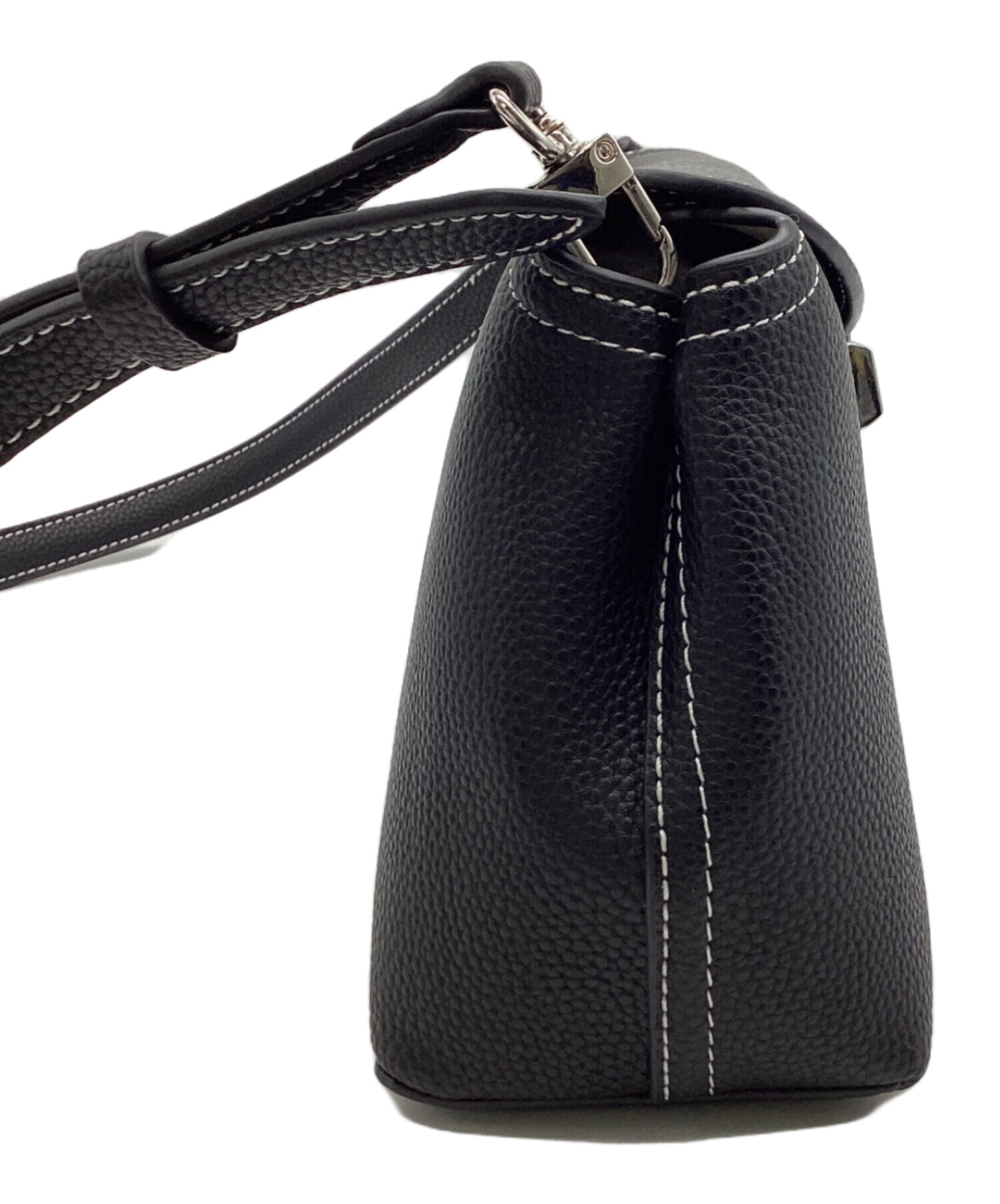 TOTEME ブラックレザー ショルダーバッグ 中古・古着通販】toteme (トーテム) ショルダーバッグ ブラック