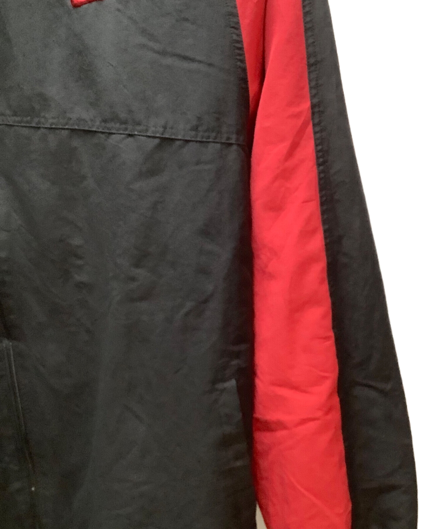 中古・古着通販】NIKE (ナイキ) トラックジャケット ブラック×レッド 