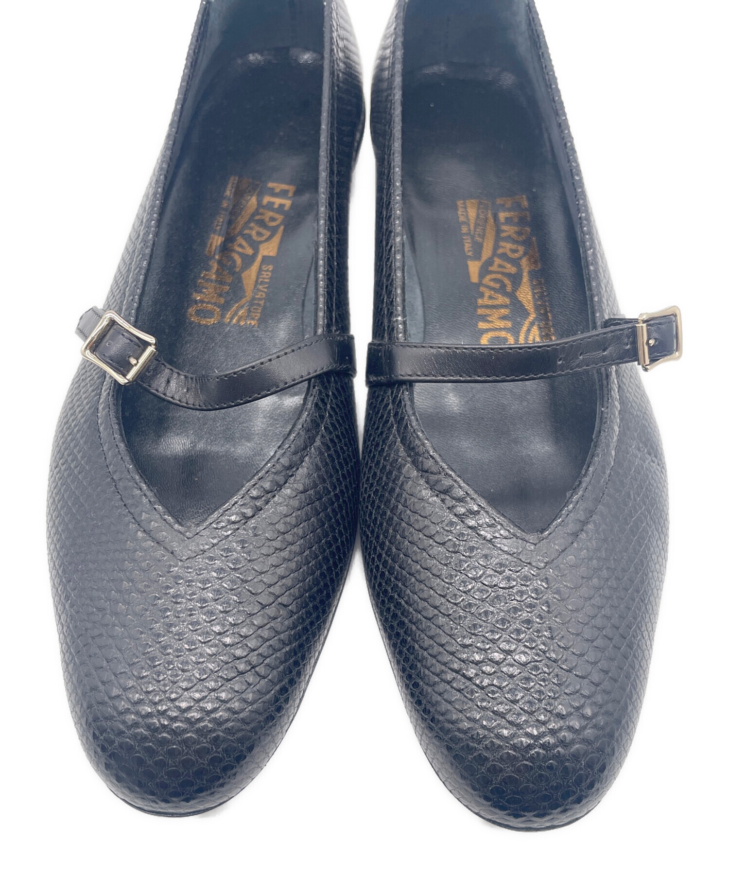 フェラガモ フラット バレエシューズ 8 フェラガモ フラット バレエシューズ 8 FERRAGAMO（フェラガモ