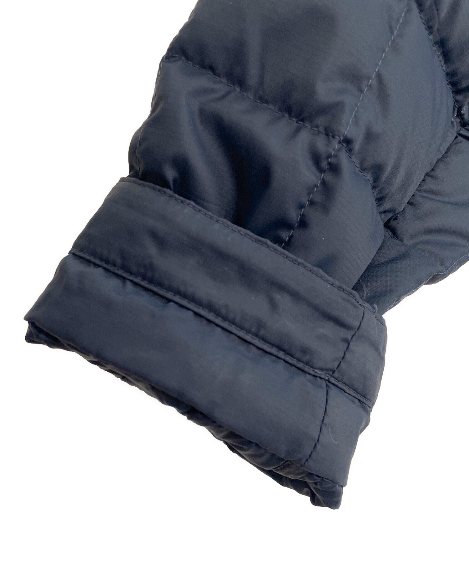 中古・古着通販】ARC'TERYX (アークテリクス) ダウンジャケット 中古・古着通販】ARC'TERYX (アークテリクス) ダウンジャケット