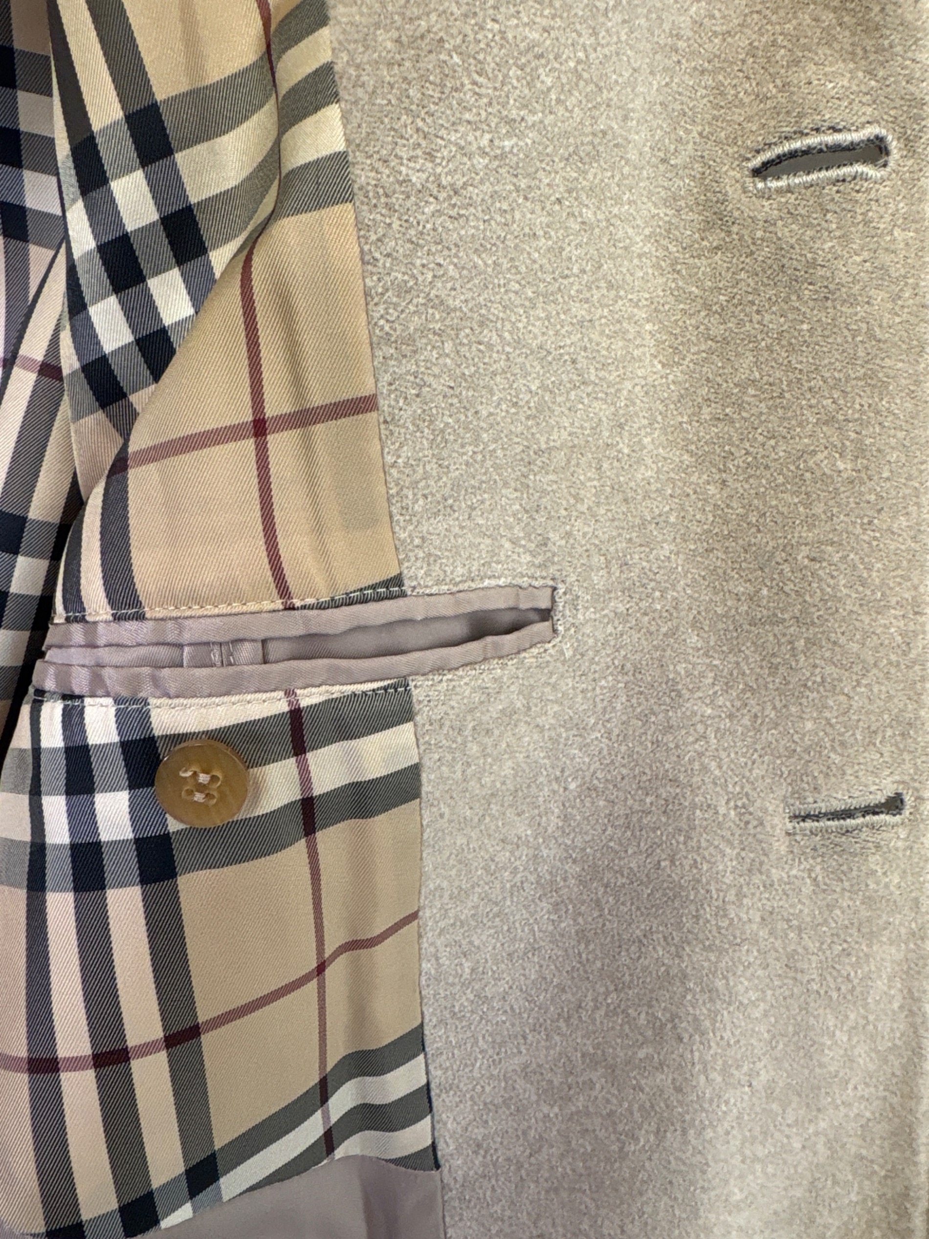 Burberry ベージュ ジャケット 最終値段 コットンブレンド トレンチジャケット (ベージュ) - ウィメンズ