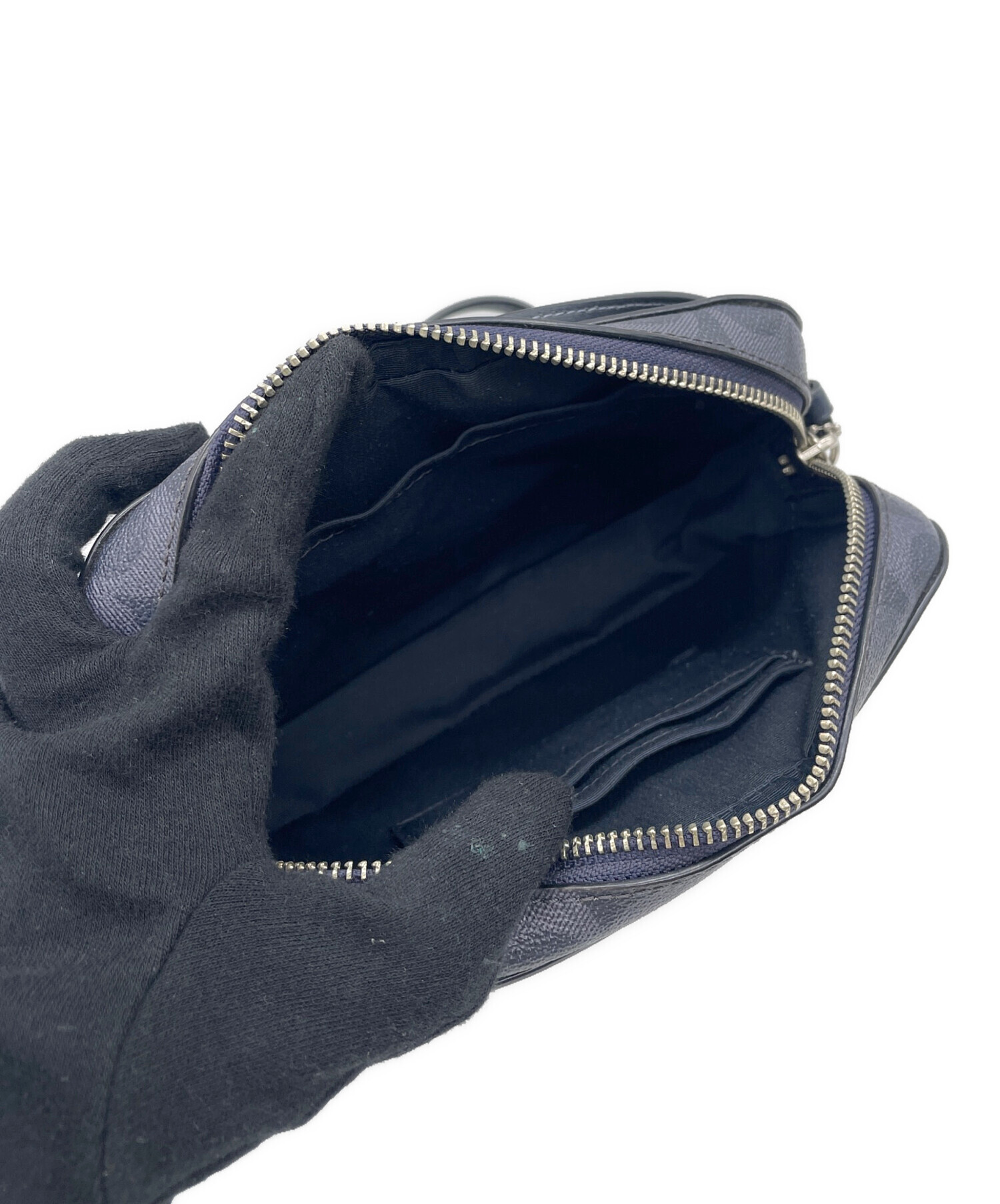 ブランドCOACH(コーチ) ショルダーバッグ ネイビー 中古・古着通販】COACH (コーチ) ショルダーバッグ ネイビー｜ブランド