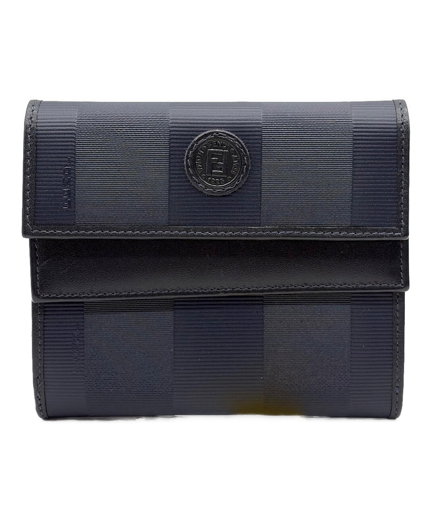 *訳ありです* FENDI フェンディ 財布 中古品 状態悪いです。 中古・古着通販】FENDI (フェンディ) 3つ折り財布 ネイビー｜ブランド